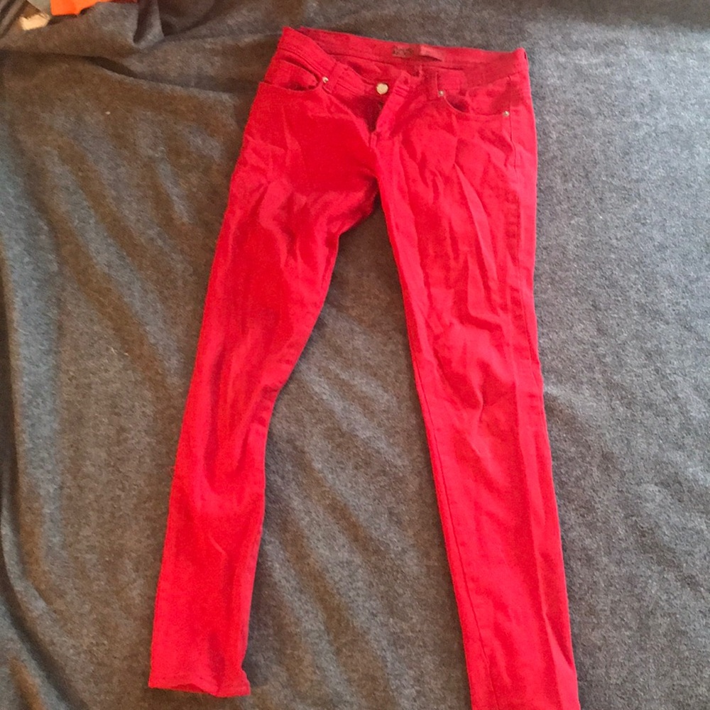 Red skinny jeans